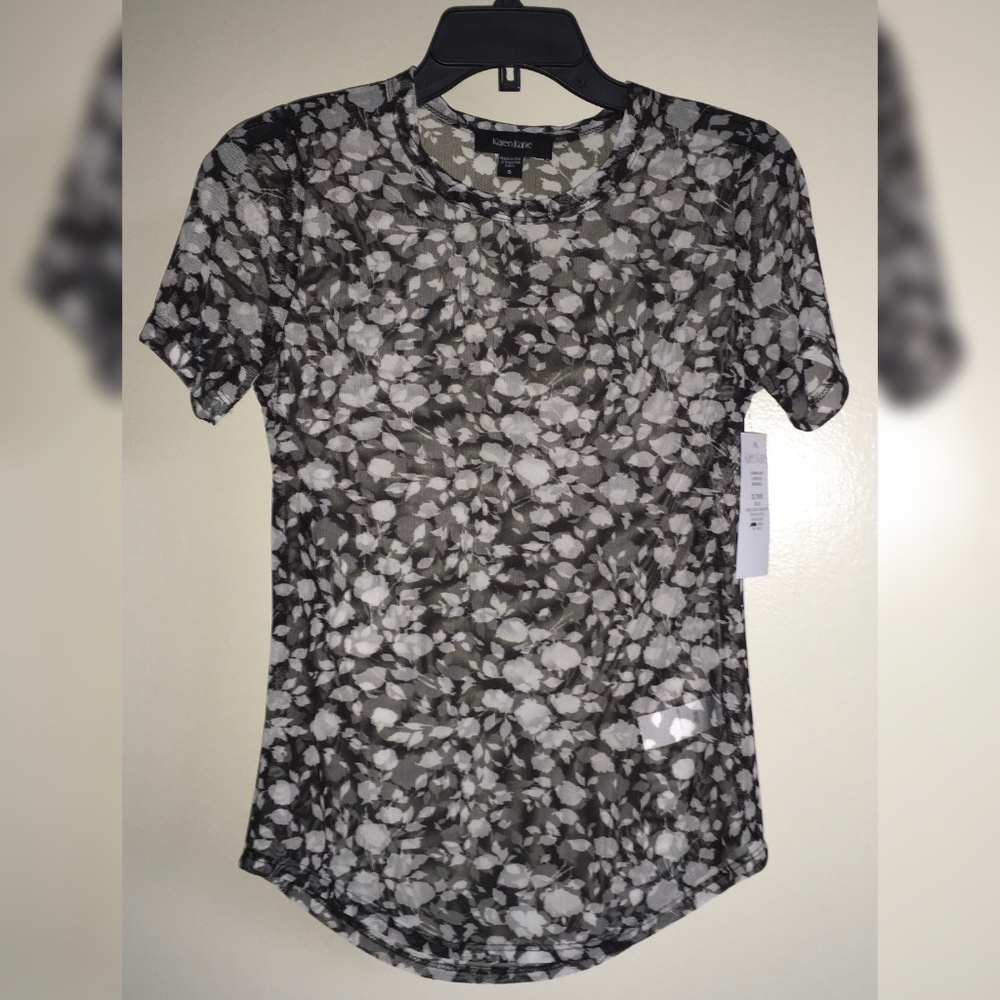 Karen Kane Short Sleeve Mesh Top - NWT - Sz Small